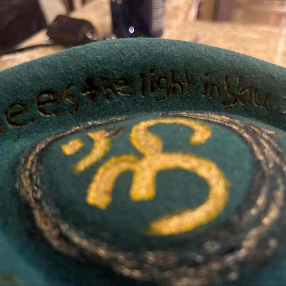 Be the light you wish to see, namaste Pisces sun catcher hat! - Picture 5 of 6